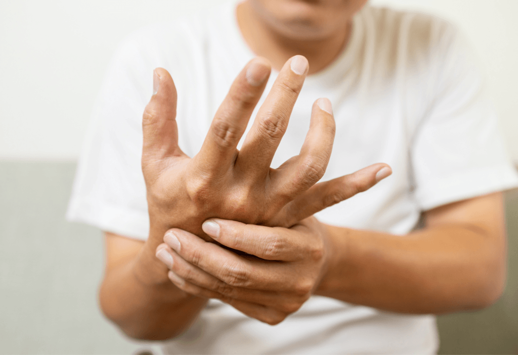 the causes of shaky hands